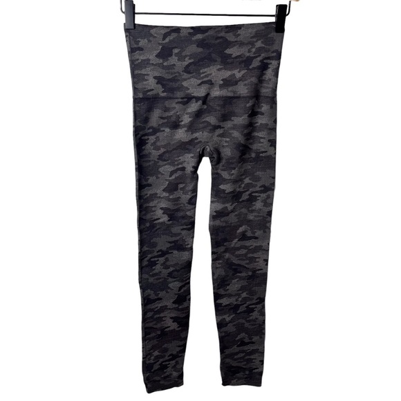 Spanx Look At Me Now Seamless Leggings Heather Camo Size Medium Style FL3515 - Picture 3 of 7
